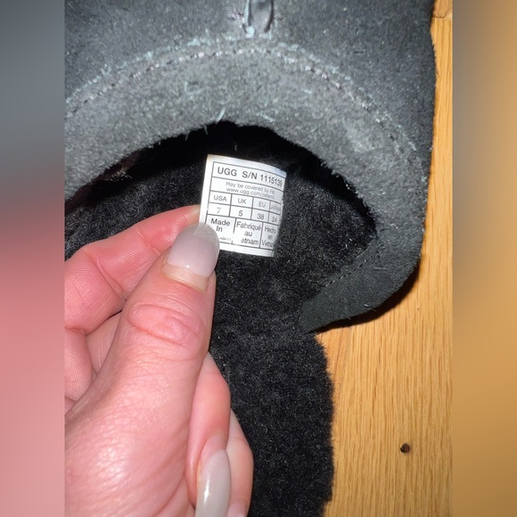 UGG Women Pearle Slippers - Picture 5 of 7